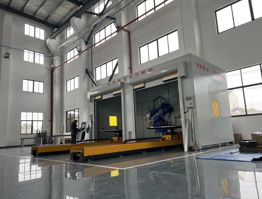 Laser welding equipment