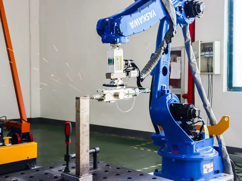 Laser cutting machine